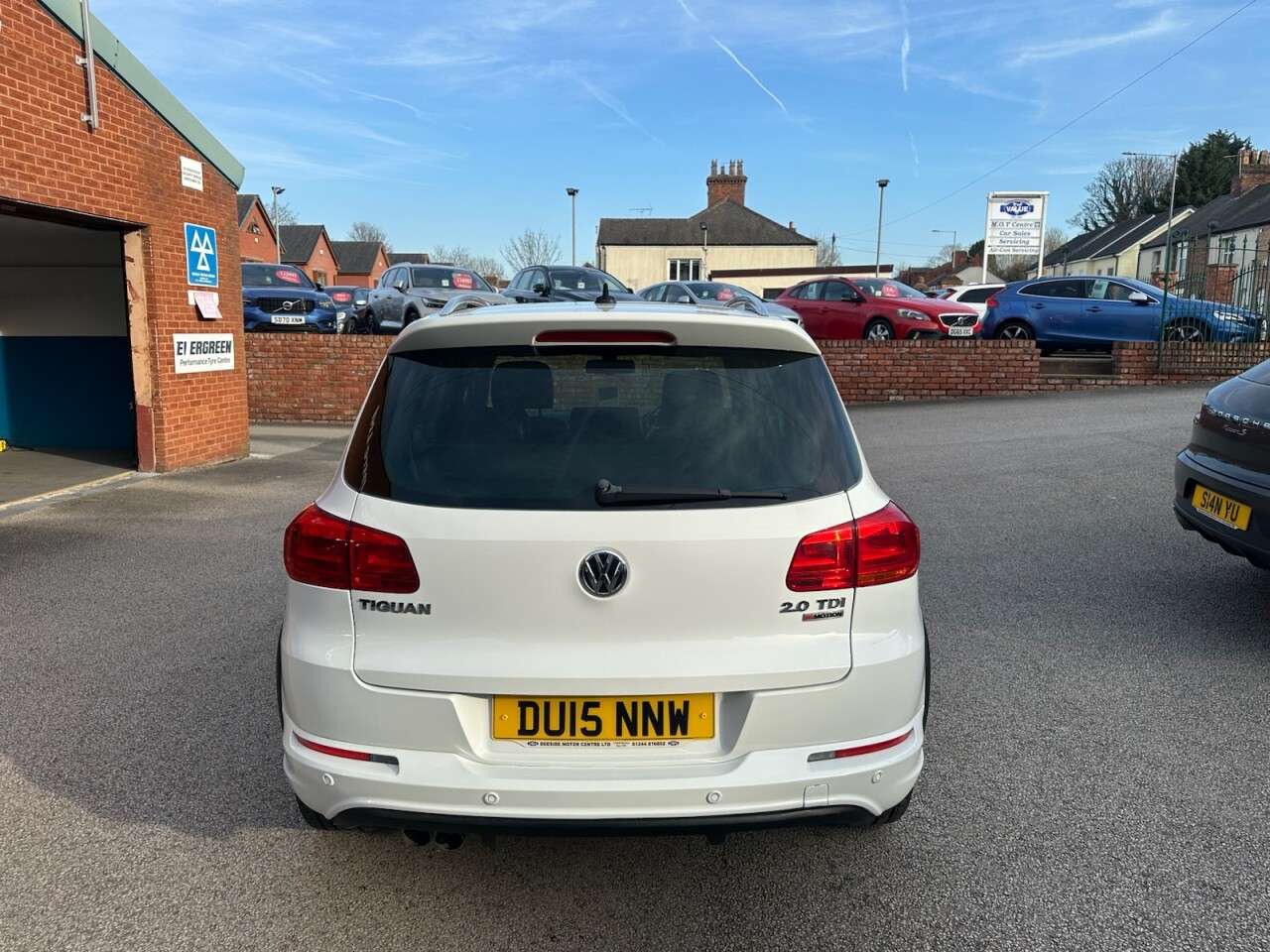 2015 VOLKSWAGEN TIGUAN 2015 VOLKSWAGEN TIGUAN