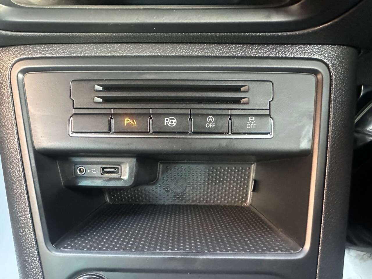 2015 VOLKSWAGEN TIGUAN 2015 VOLKSWAGEN TIGUAN