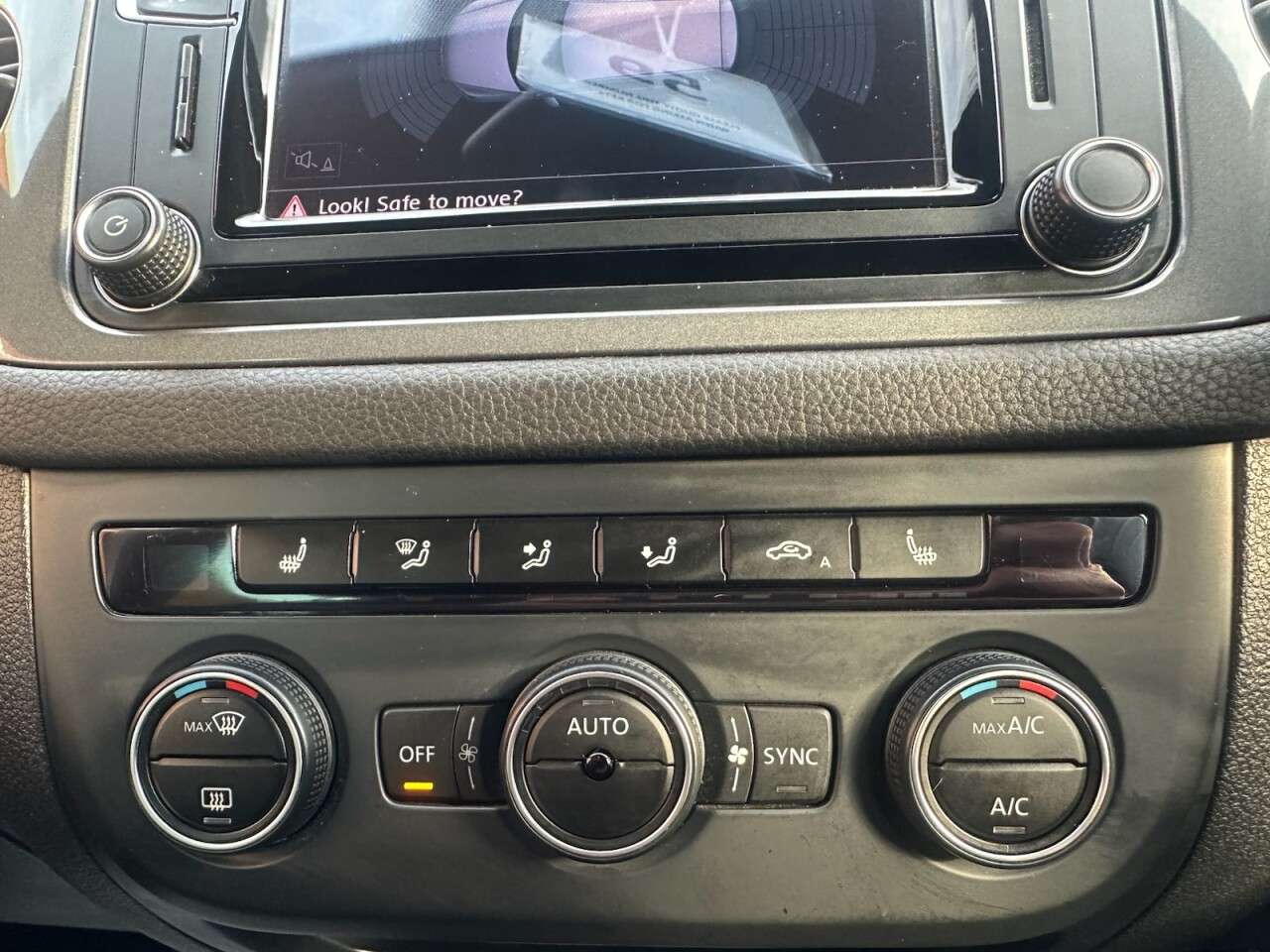 2015 VOLKSWAGEN TIGUAN 2015 VOLKSWAGEN TIGUAN