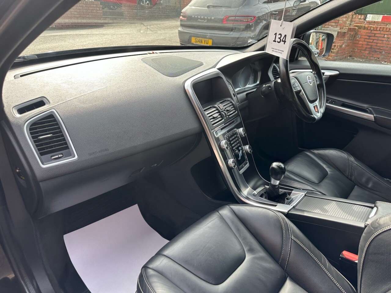 2017 VOLVO XC60 2017 VOLVO XC60