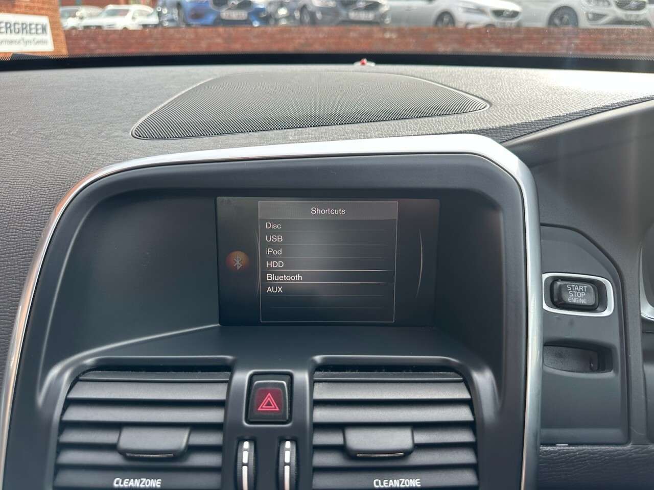 2017 VOLVO XC60 2017 VOLVO XC60