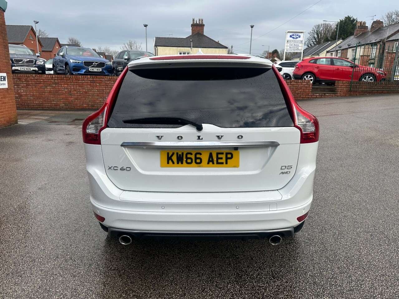 2016 VOLVO XC60 2016 VOLVO XC60