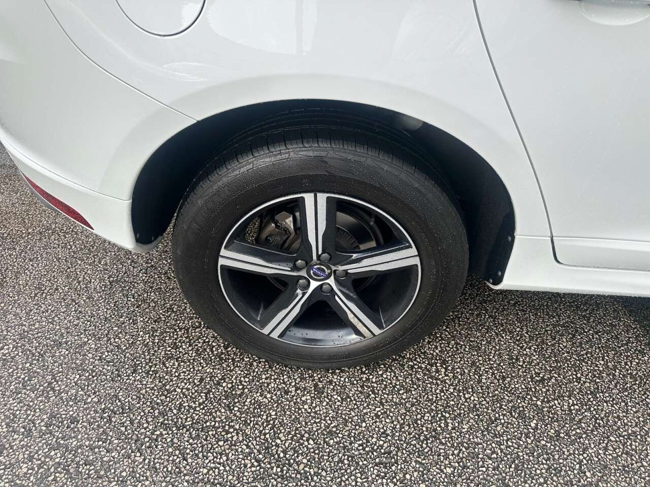 2016 VOLVO XC60 2016 VOLVO XC60