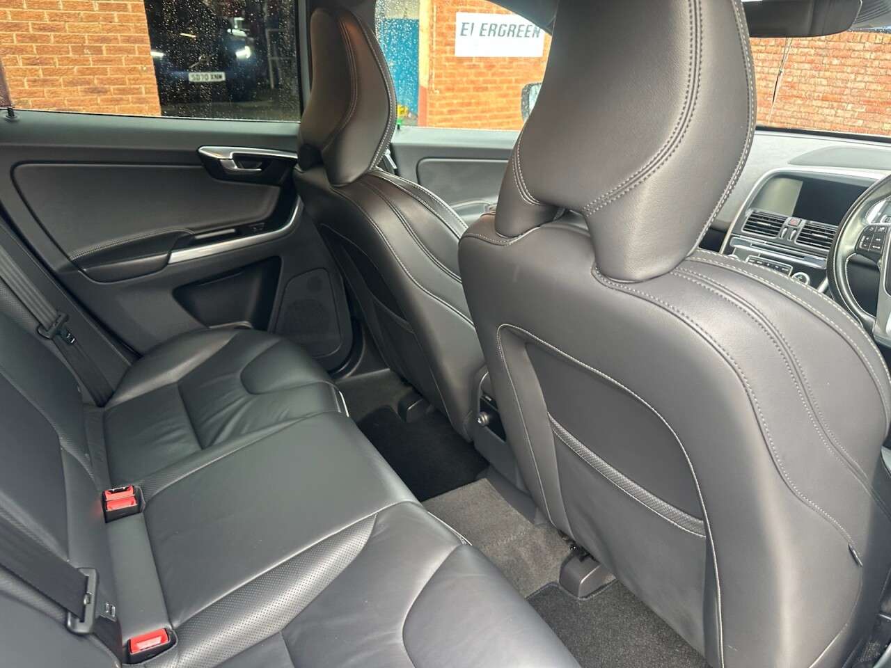 2016 VOLVO XC60 2016 VOLVO XC60