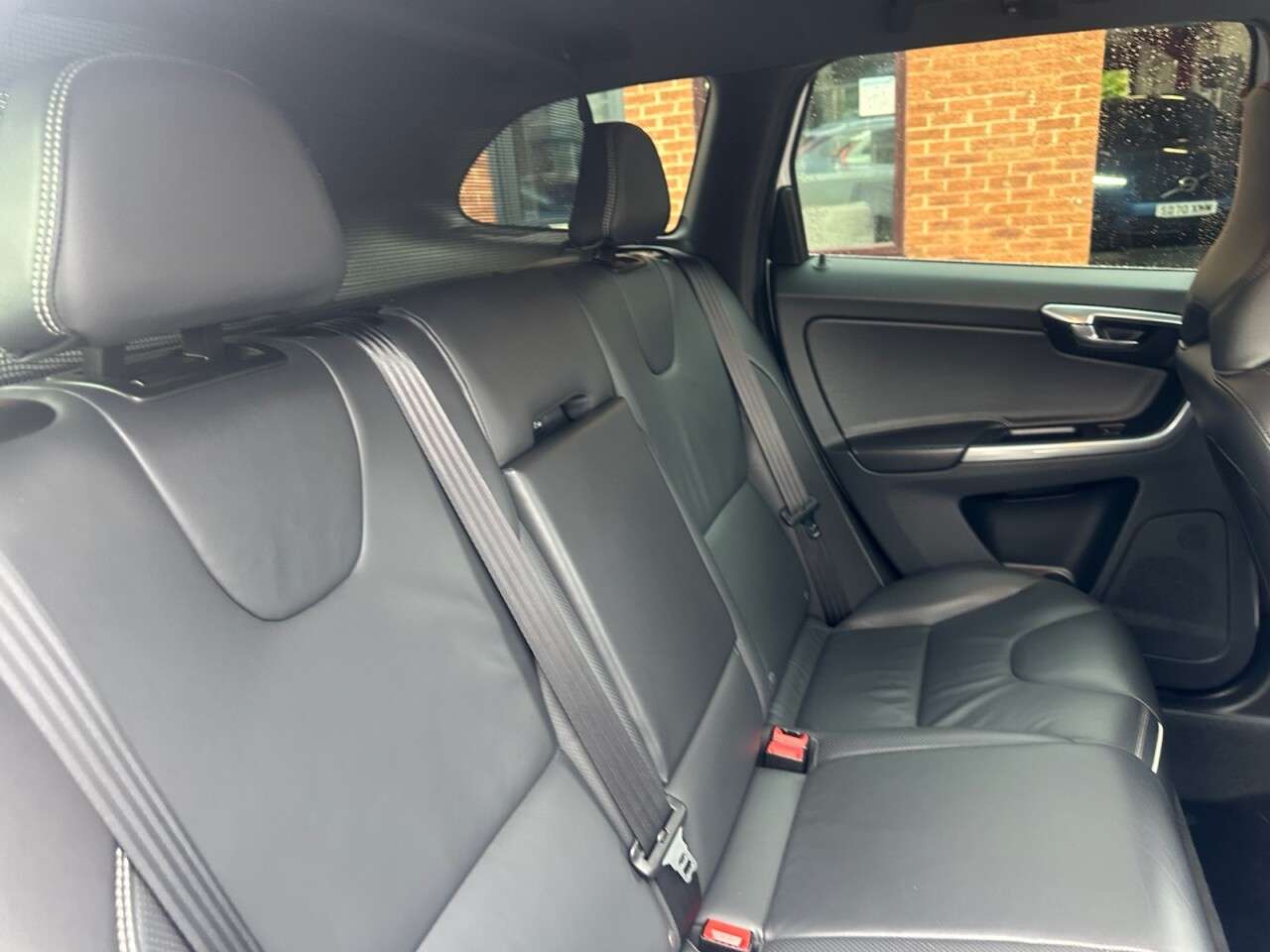 2016 VOLVO XC60 2016 VOLVO XC60