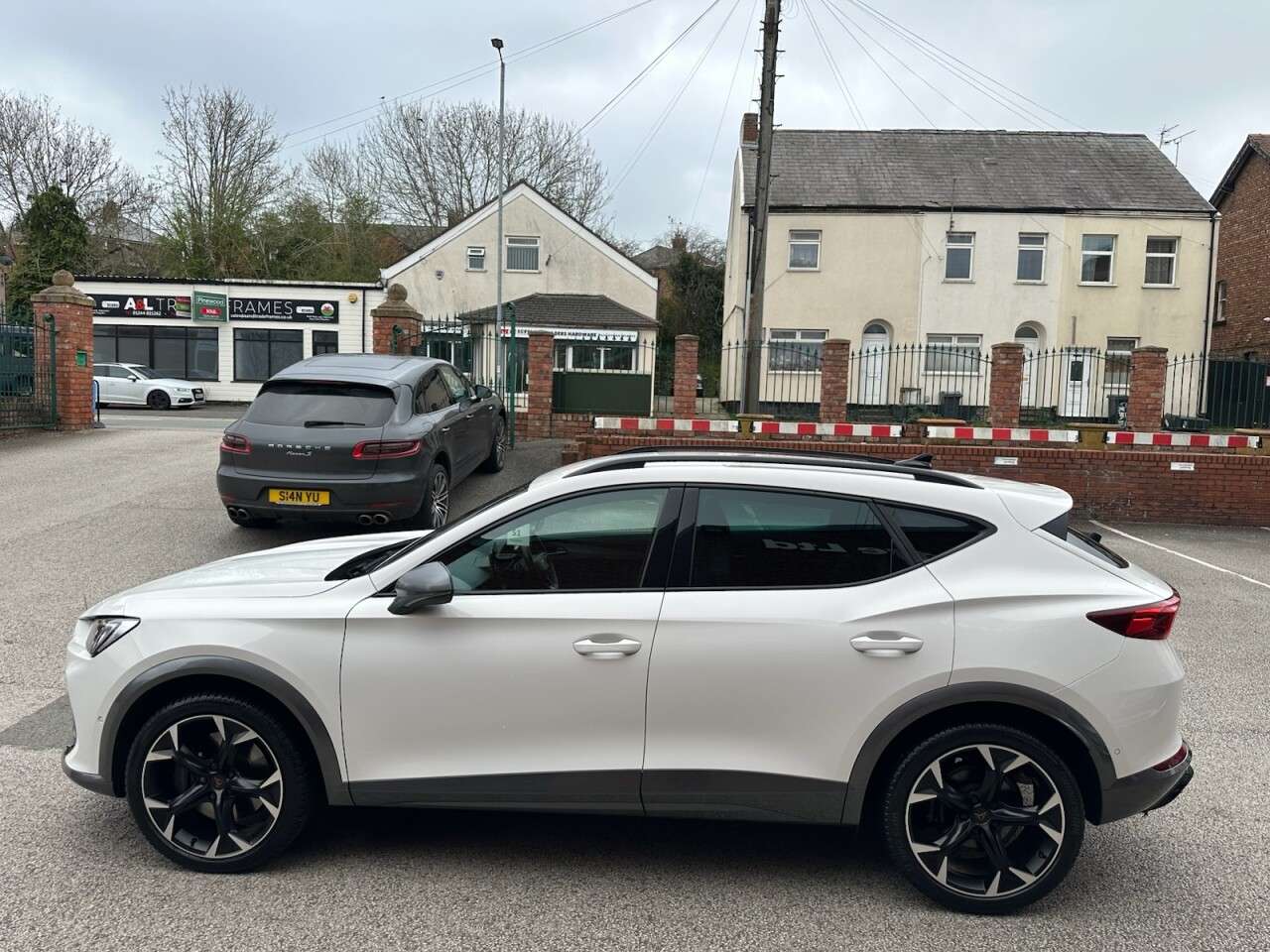 A 2021 CUPRA FORMENTOR 2.0 TSI VZ2 SUV 5dr Petrol DSG 4Drive Euro 6 (s/s) (310 ps) Rear view camer A 2021 CUPRA FORMENTOR 2.0 TSI VZ2 SUV 5dr Petrol DSG 4Drive Euro 6 (s/s) (310 ps) Rear view camer