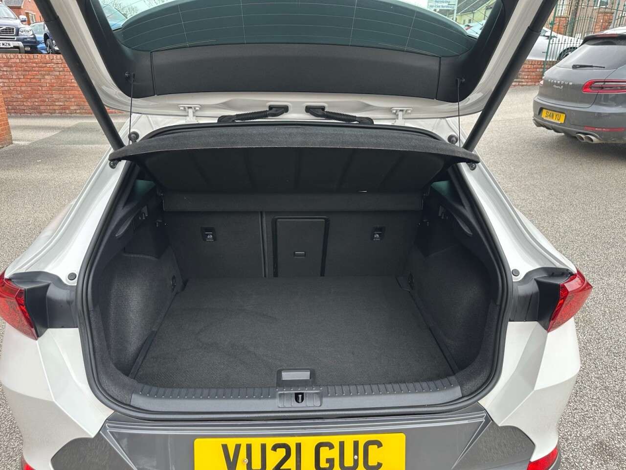 2021 CUPRA FORMENTOR 2021 CUPRA FORMENTOR