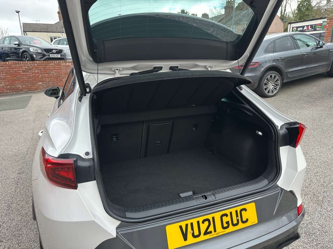 2021 CUPRA FORMENTOR 2021 CUPRA FORMENTOR