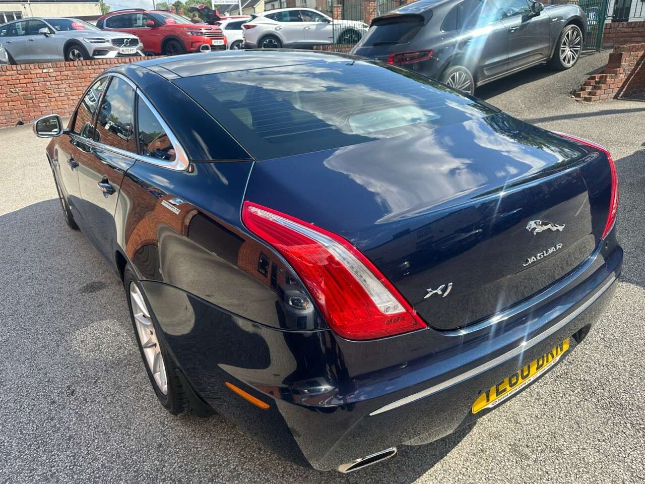 2010 JAGUAR XJ 2010 JAGUAR XJ