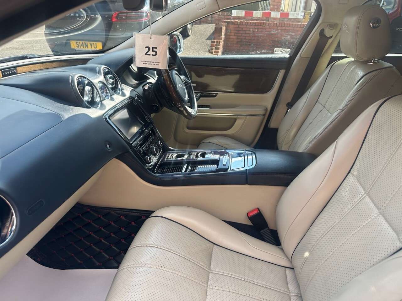 2010 JAGUAR XJ 2010 JAGUAR XJ