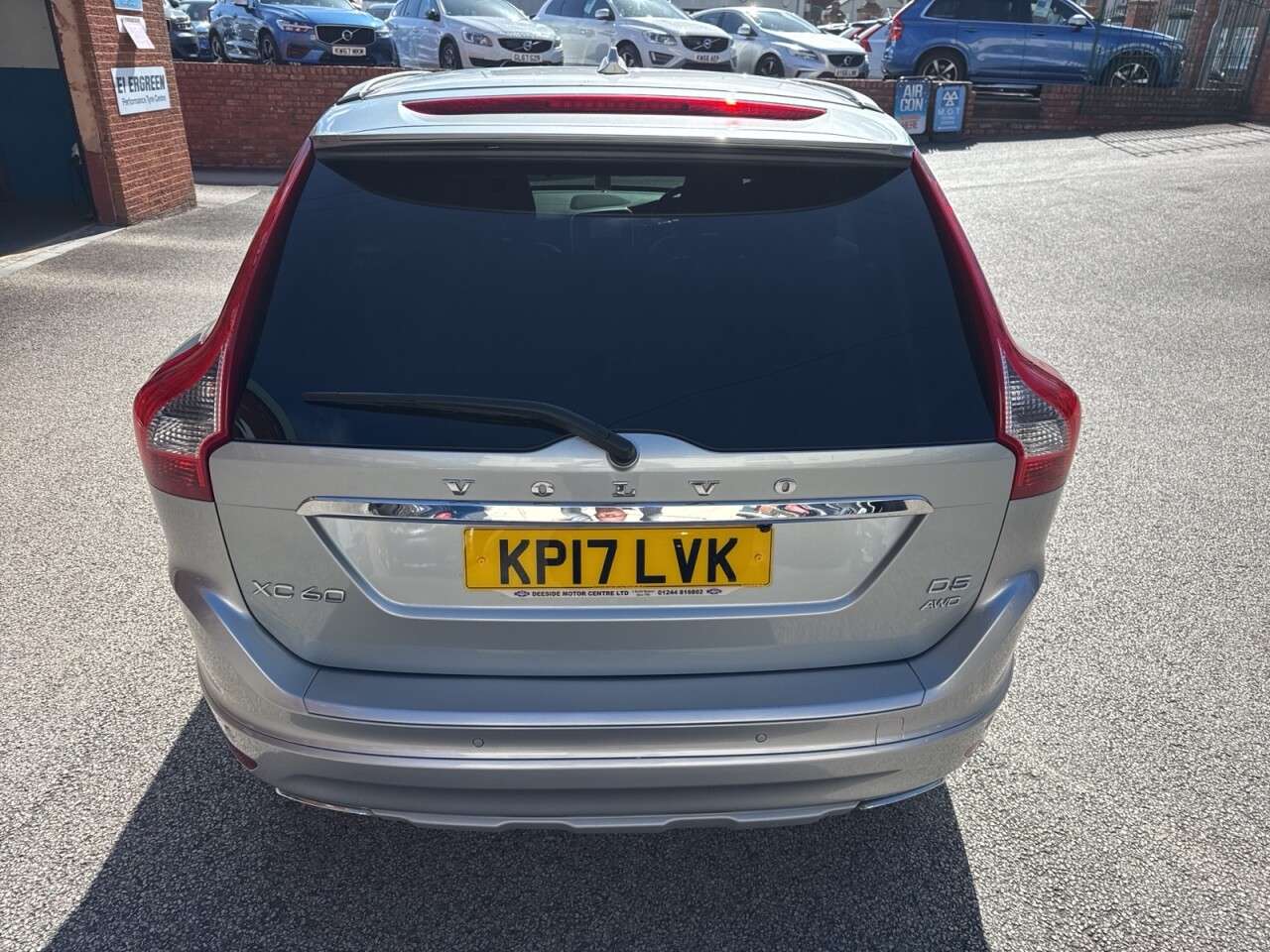 2017 VOLVO XC60 2017 VOLVO XC60