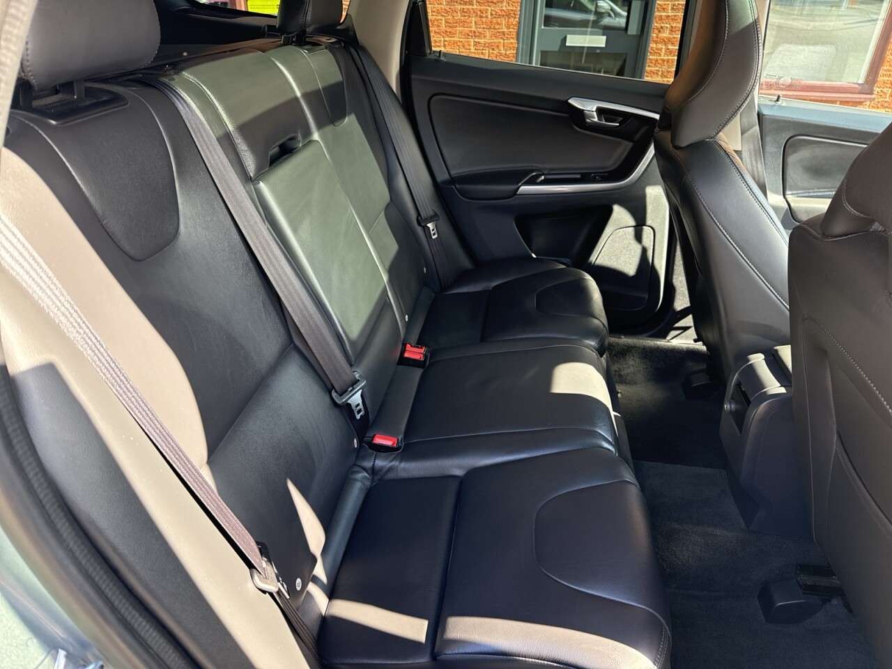 2017 VOLVO XC60 2017 VOLVO XC60