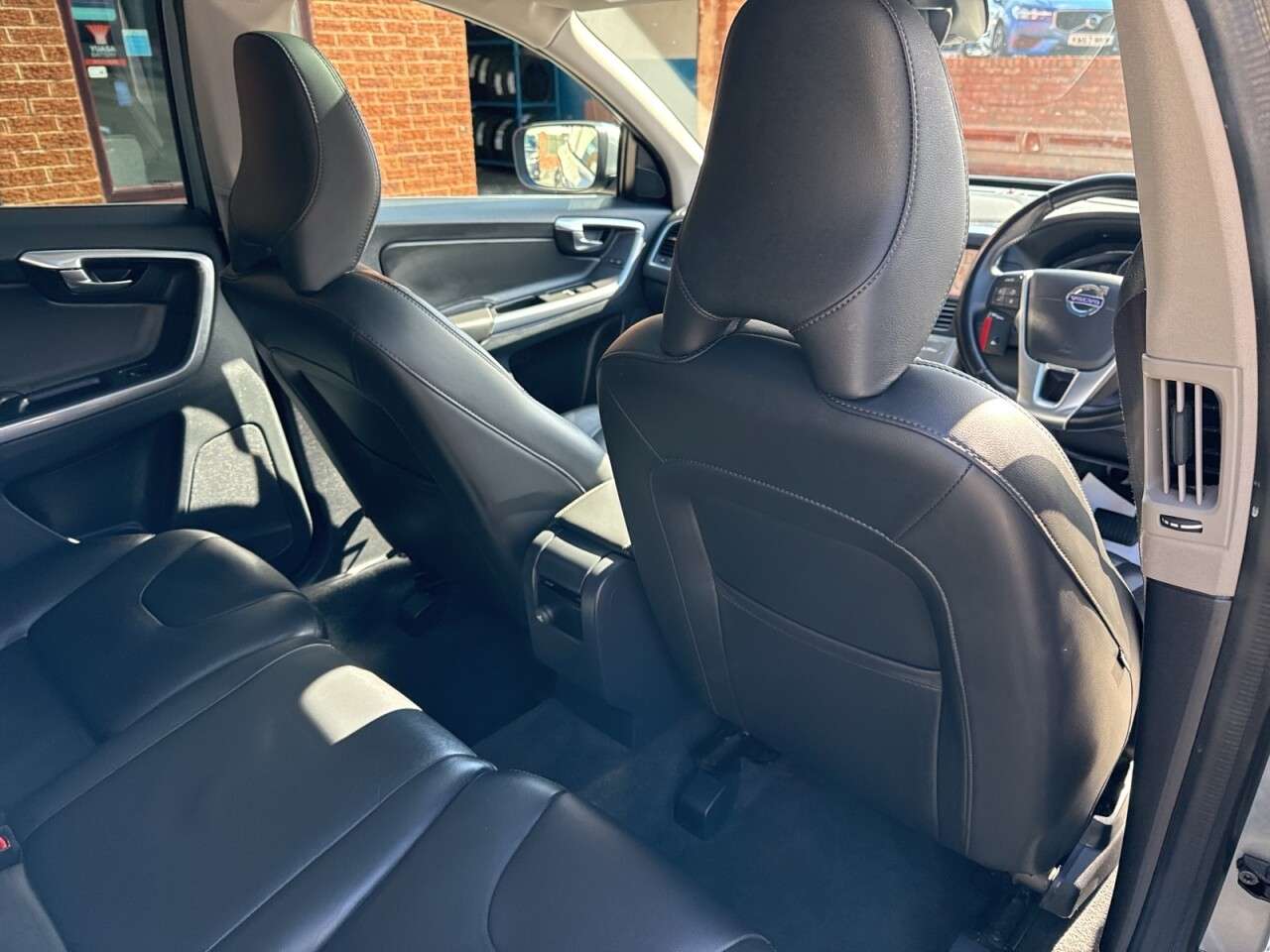 2017 VOLVO XC60 2017 VOLVO XC60