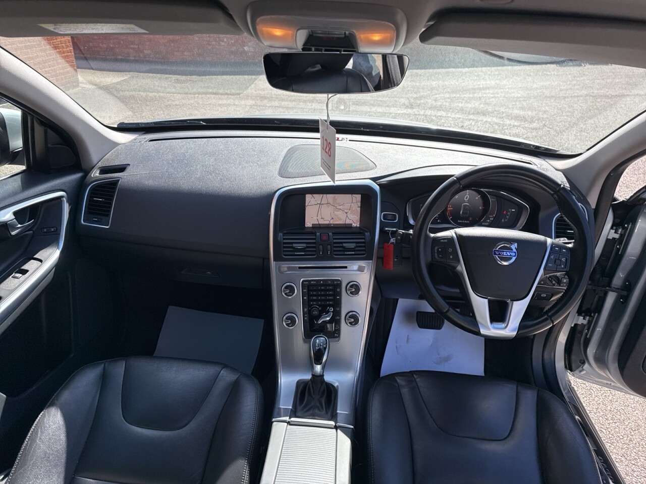 2017 VOLVO XC60 2017 VOLVO XC60