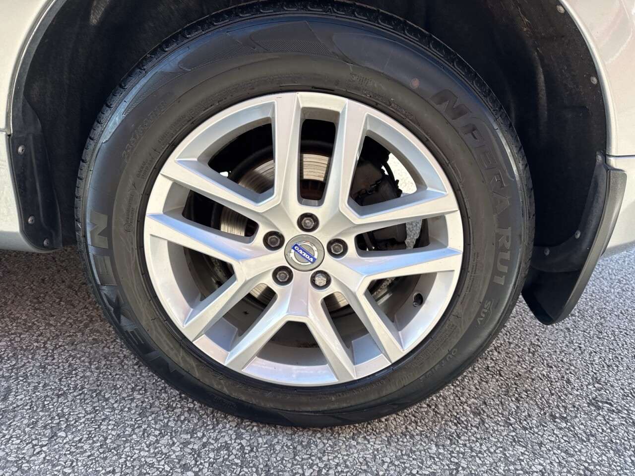 2017 VOLVO XC60 2017 VOLVO XC60