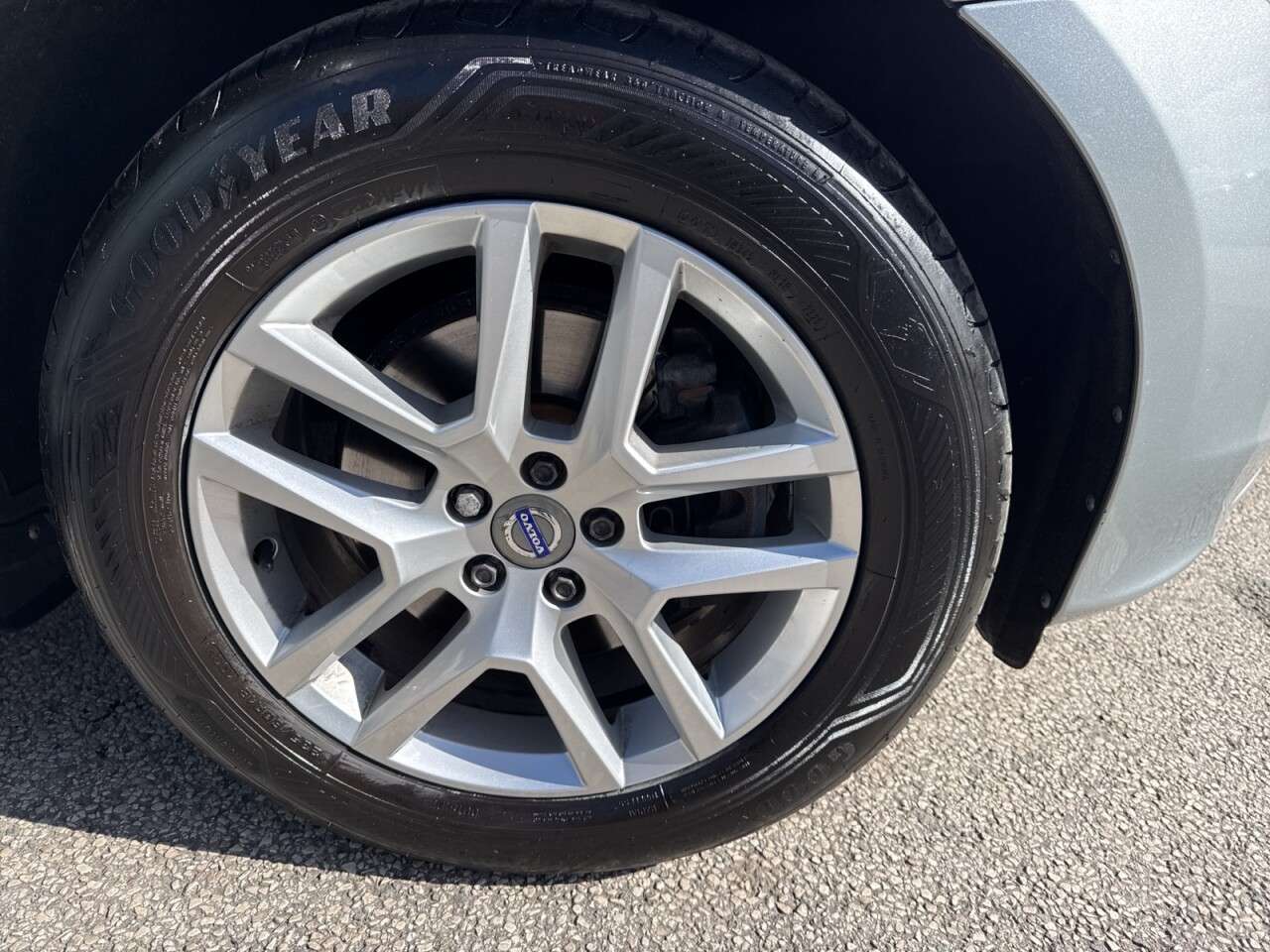 2017 VOLVO XC60 2017 VOLVO XC60