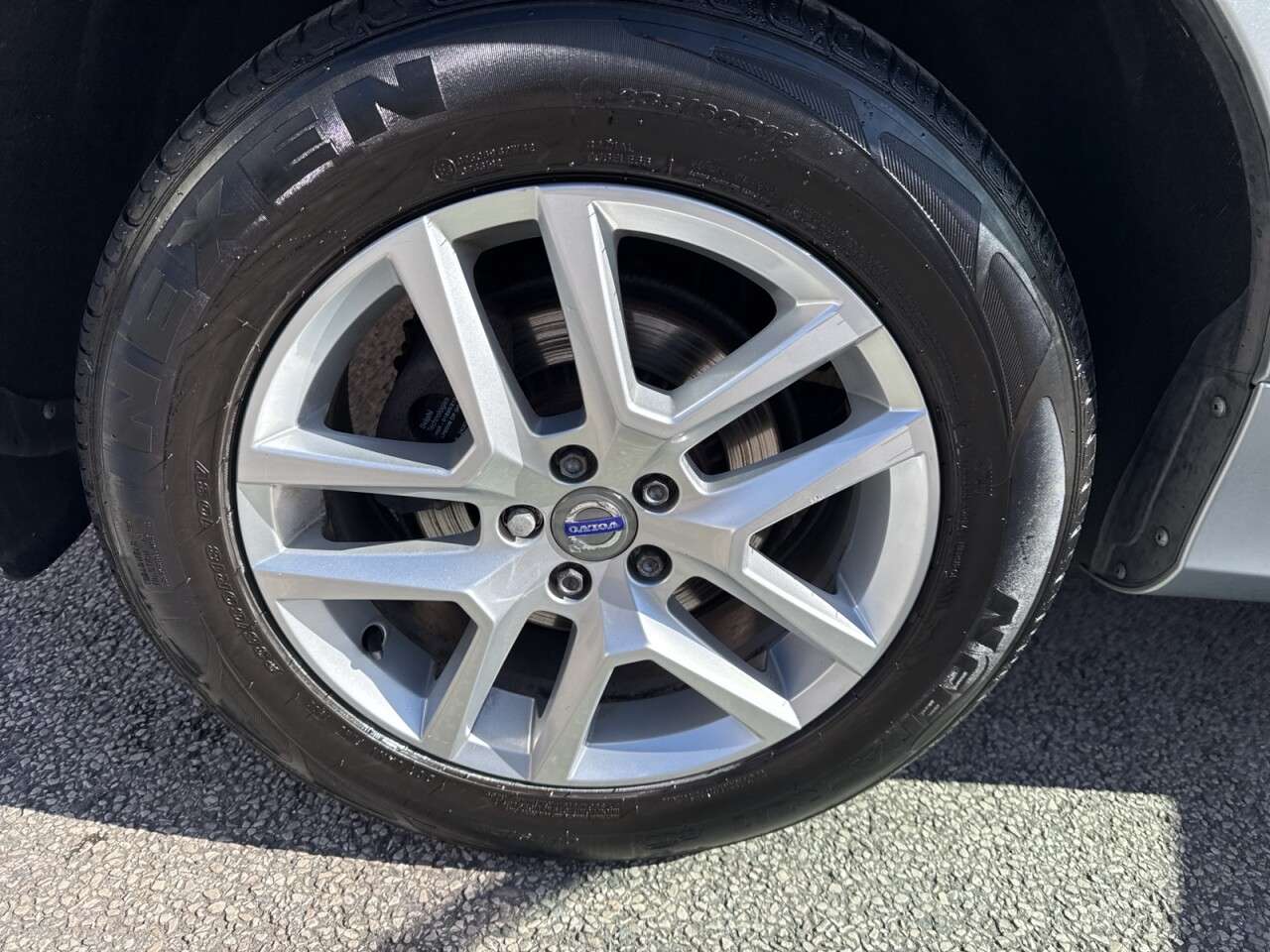 2017 VOLVO XC60 2017 VOLVO XC60