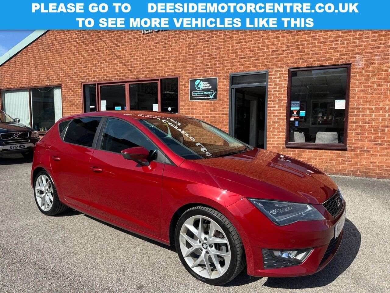 A 2014 SEAT LEON 2.0 TDI CR FR Hatchback 5dr Diesel Manual Euro 5 (s/s) (184 ps) Front and r A 2014 SEAT LEON 2.0 TDI CR FR Hatchback 5dr Diesel Manual Euro 5 (s/s) (184 ps) Front and r