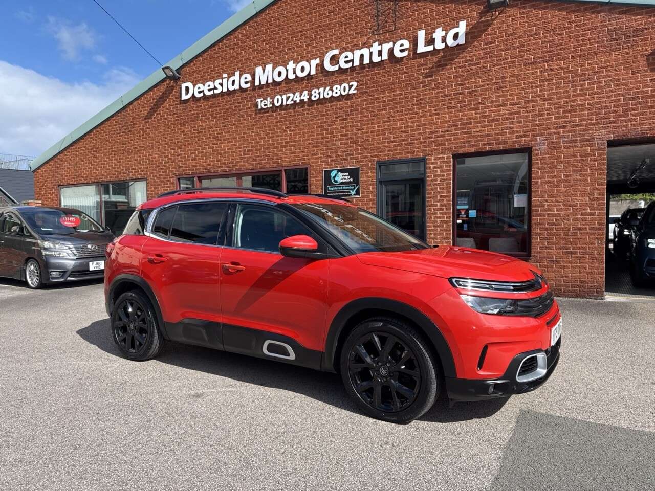 A 2019 CITROEN C5 AIRCROSS 2.0 BlueHDi Flair Plus SUV 5dr Diesel EAT8 Euro 6 (s/s) (180 ps) A 2019 CITROEN C5 AIRCROSS 2.0 BlueHDi Flair Plus SUV 5dr Diesel EAT8 Euro 6 (s/s) (180 ps)