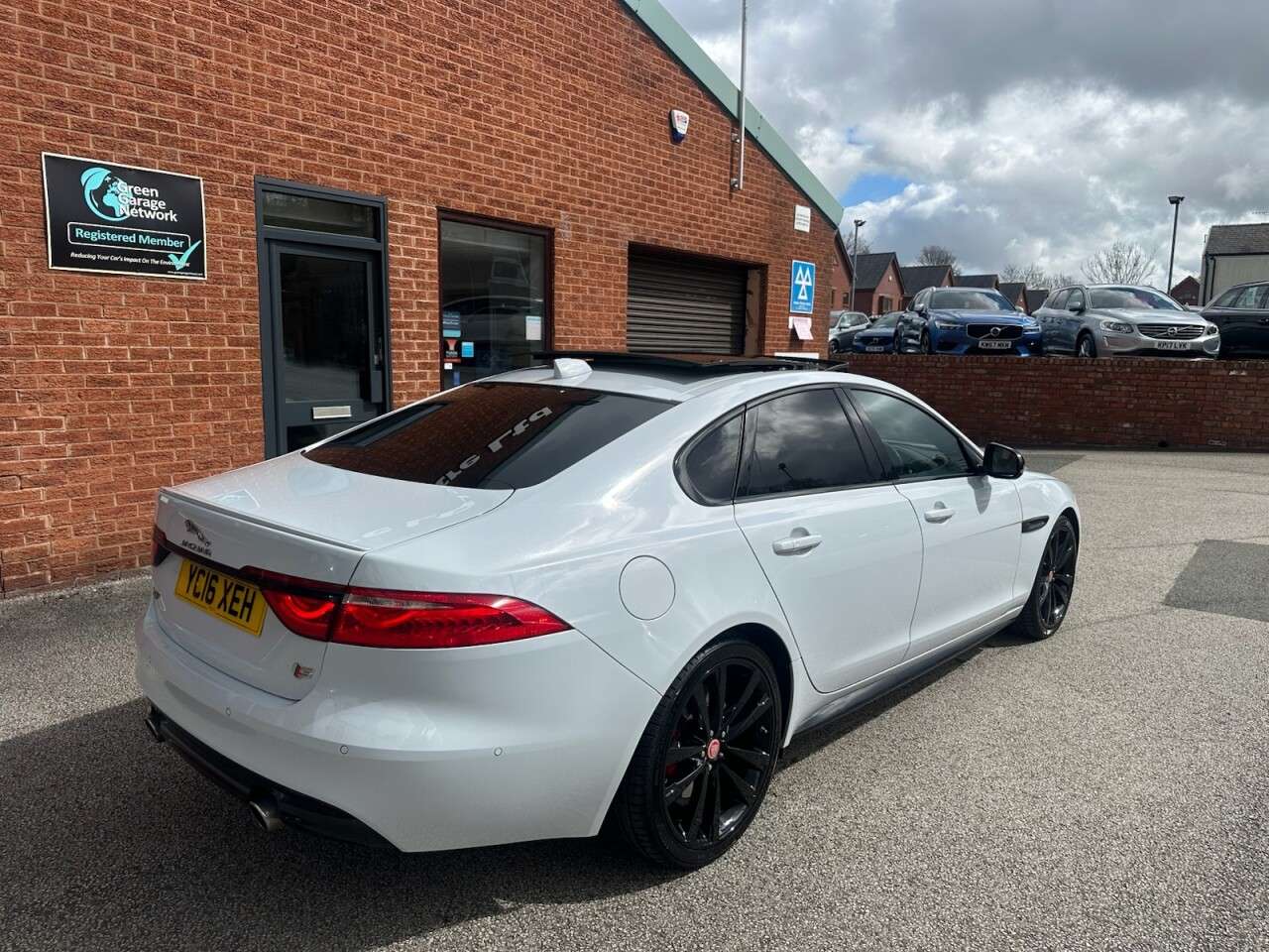 2016 JAGUAR XF 2016 JAGUAR XF