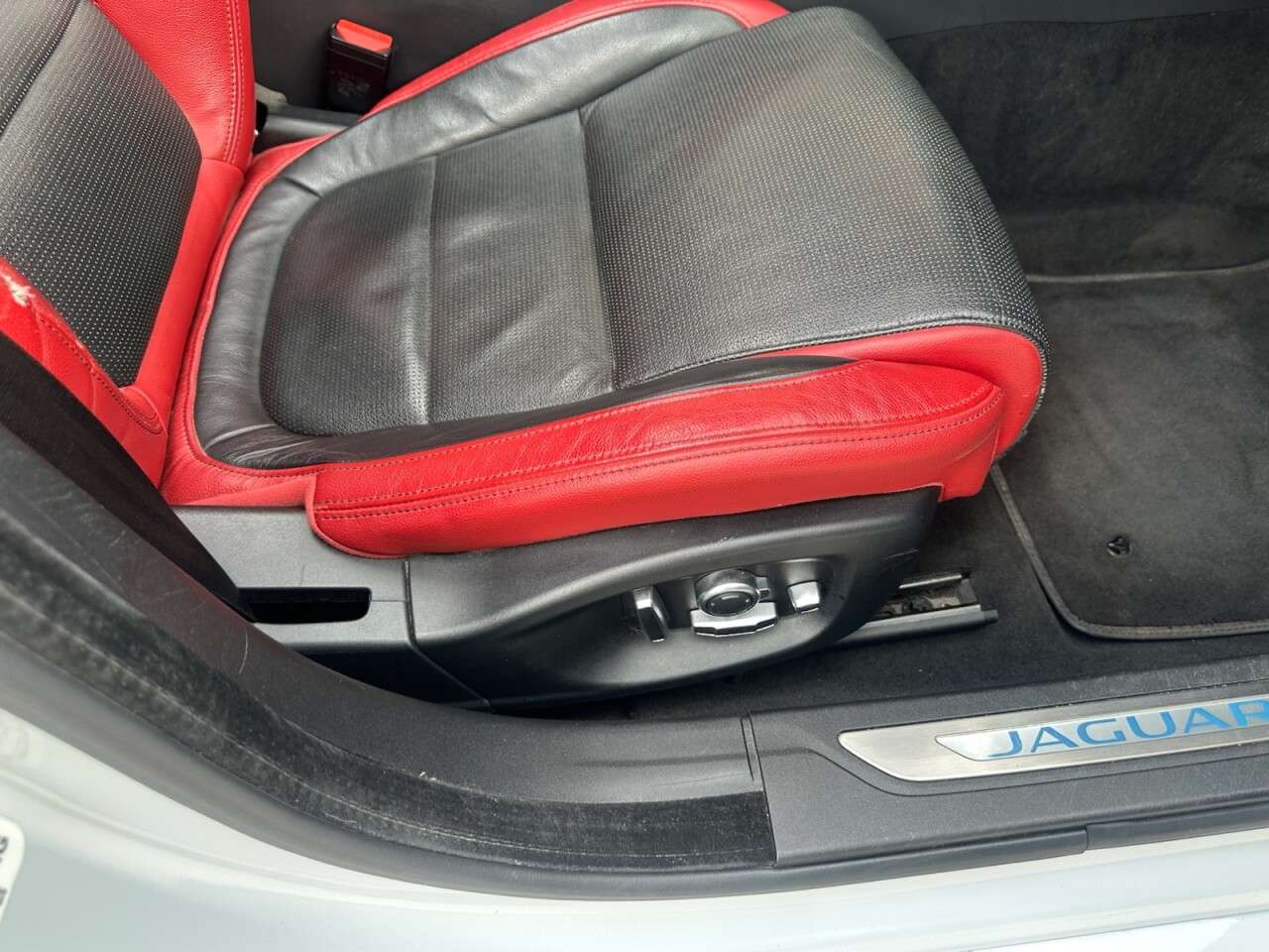 2016 JAGUAR XF 2016 JAGUAR XF