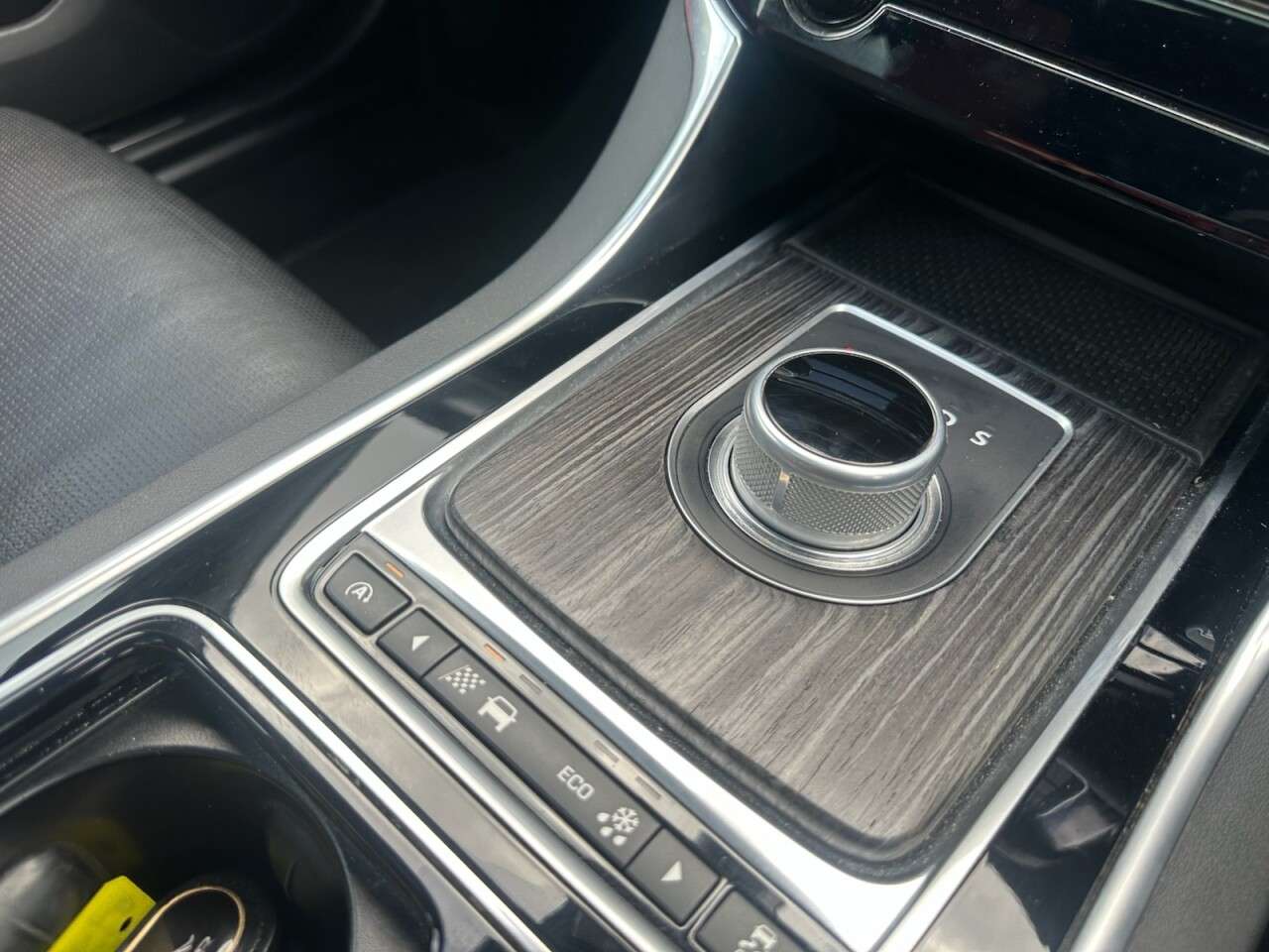 2016 JAGUAR XF 2016 JAGUAR XF
