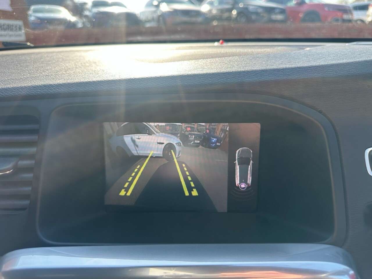 2017 VOLVO V60 2017 VOLVO V60
