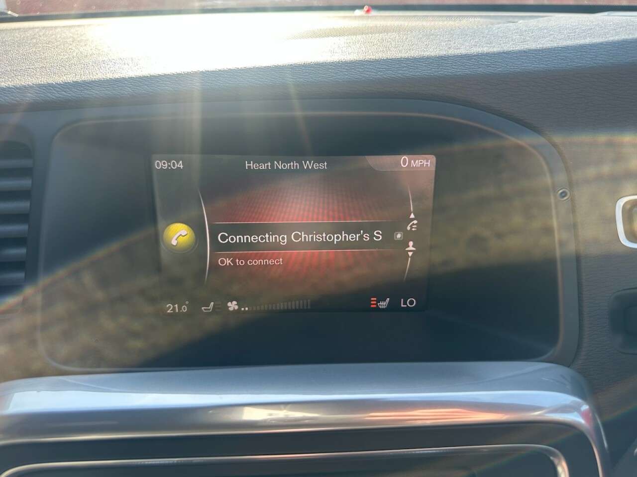 2017 VOLVO V60 2017 VOLVO V60