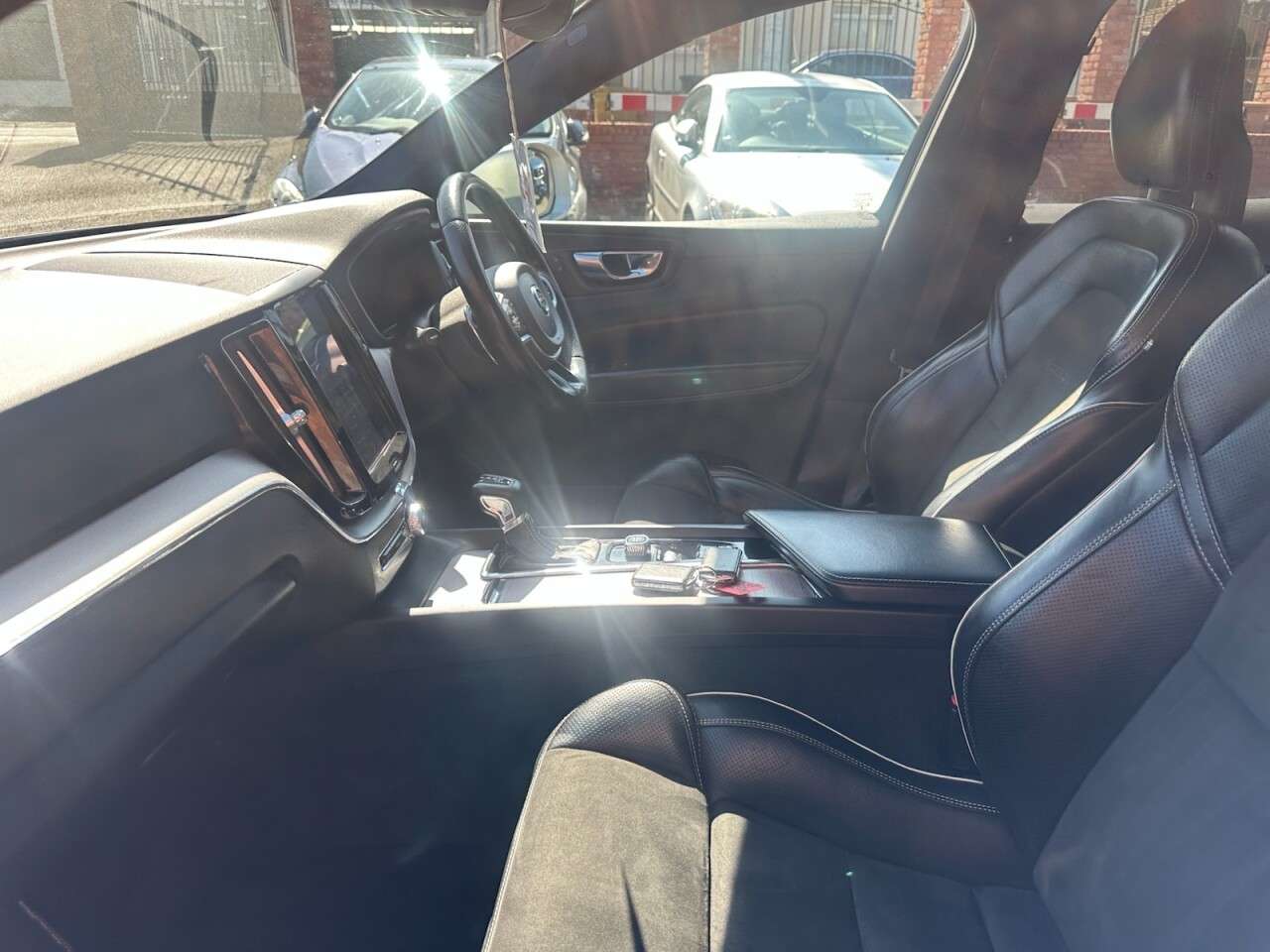 2018 VOLVO XC60 2018 VOLVO XC60
