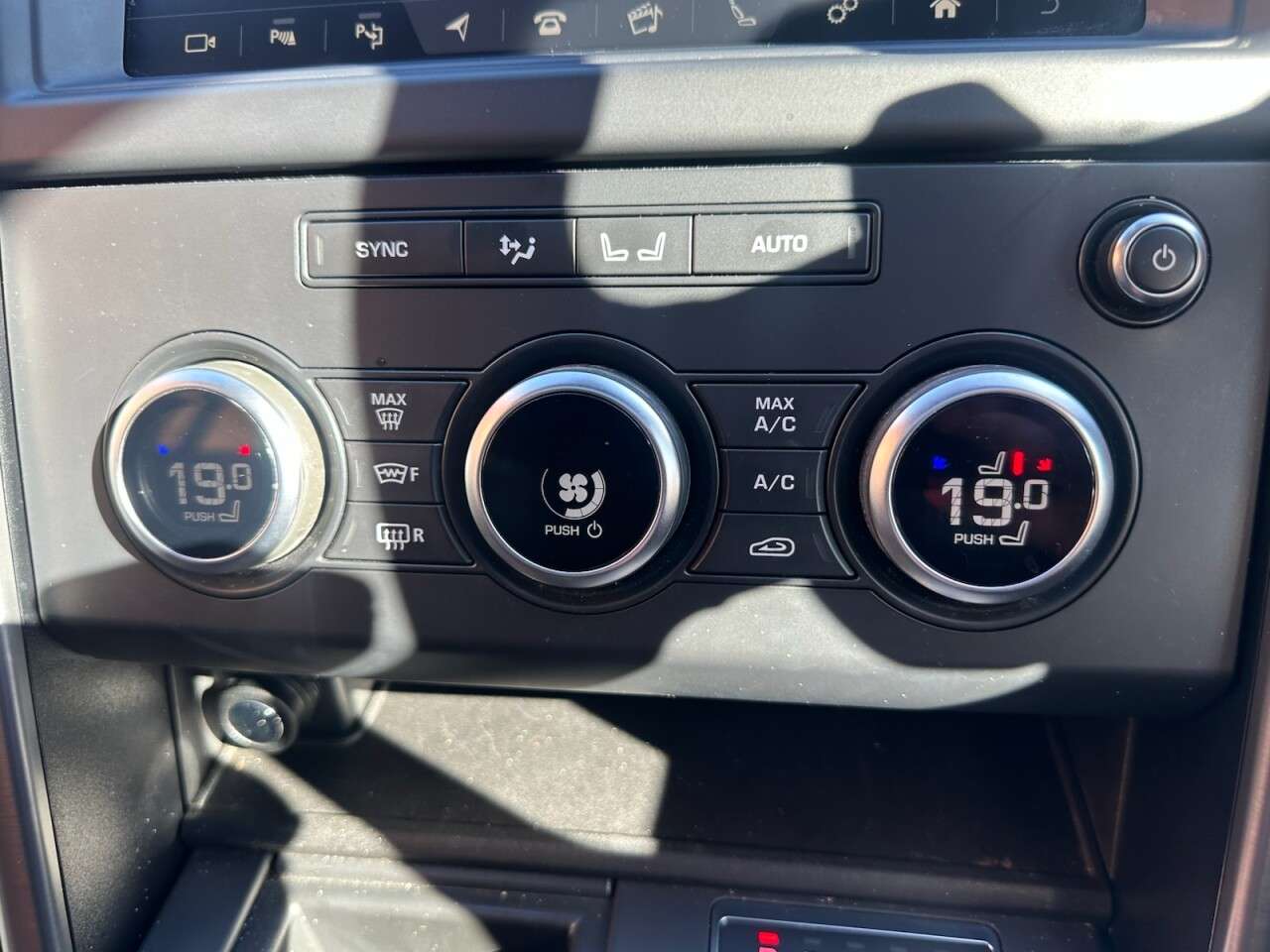 2019 LAND ROVER DISCOVERY 2019 LAND ROVER DISCOVERY
