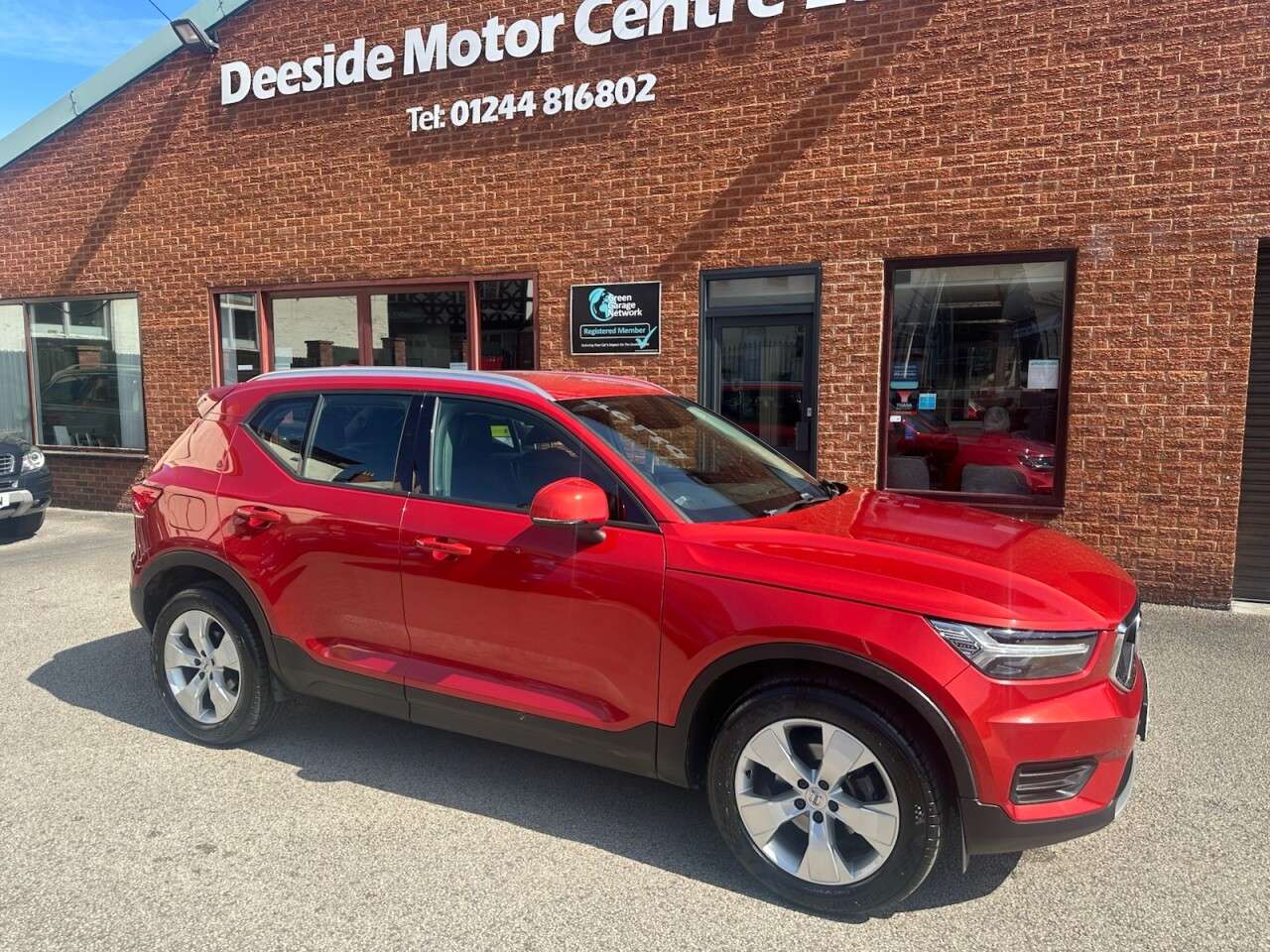 2019 VOLVO XC40 2019 VOLVO XC40