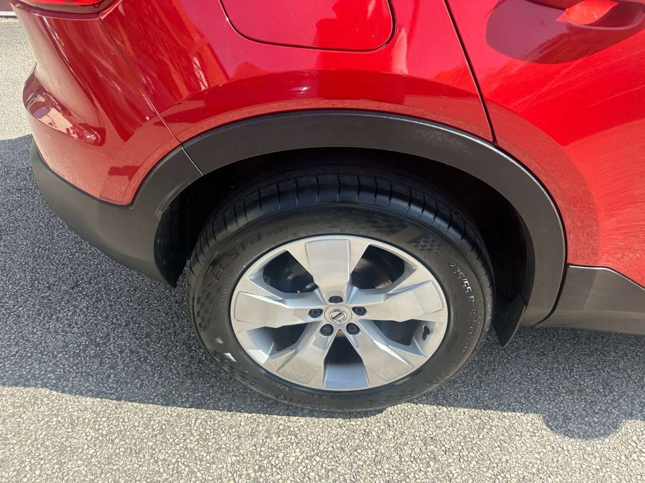 2019 VOLVO XC40 2019 VOLVO XC40