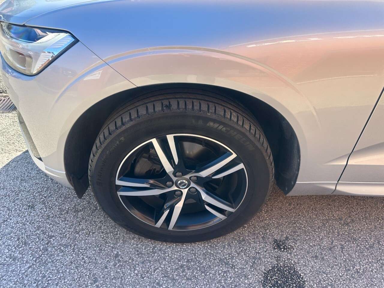 2018 VOLVO XC60 2018 VOLVO XC60