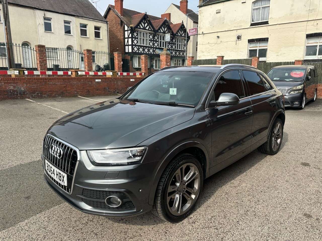 A 2014 AUDI Q3 2.0 TDI S line Plus SUV 5dr Diesel S Tronic quattro Euro 5 (s/s) (177 ps) A 2014 AUDI Q3 2.0 TDI S line Plus SUV 5dr Diesel S Tronic quattro Euro 5 (s/s) (177 ps)