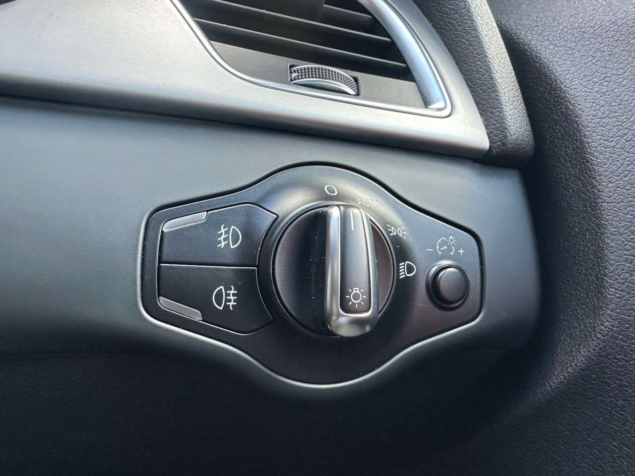 2012 AUDI A4 2012 AUDI A4