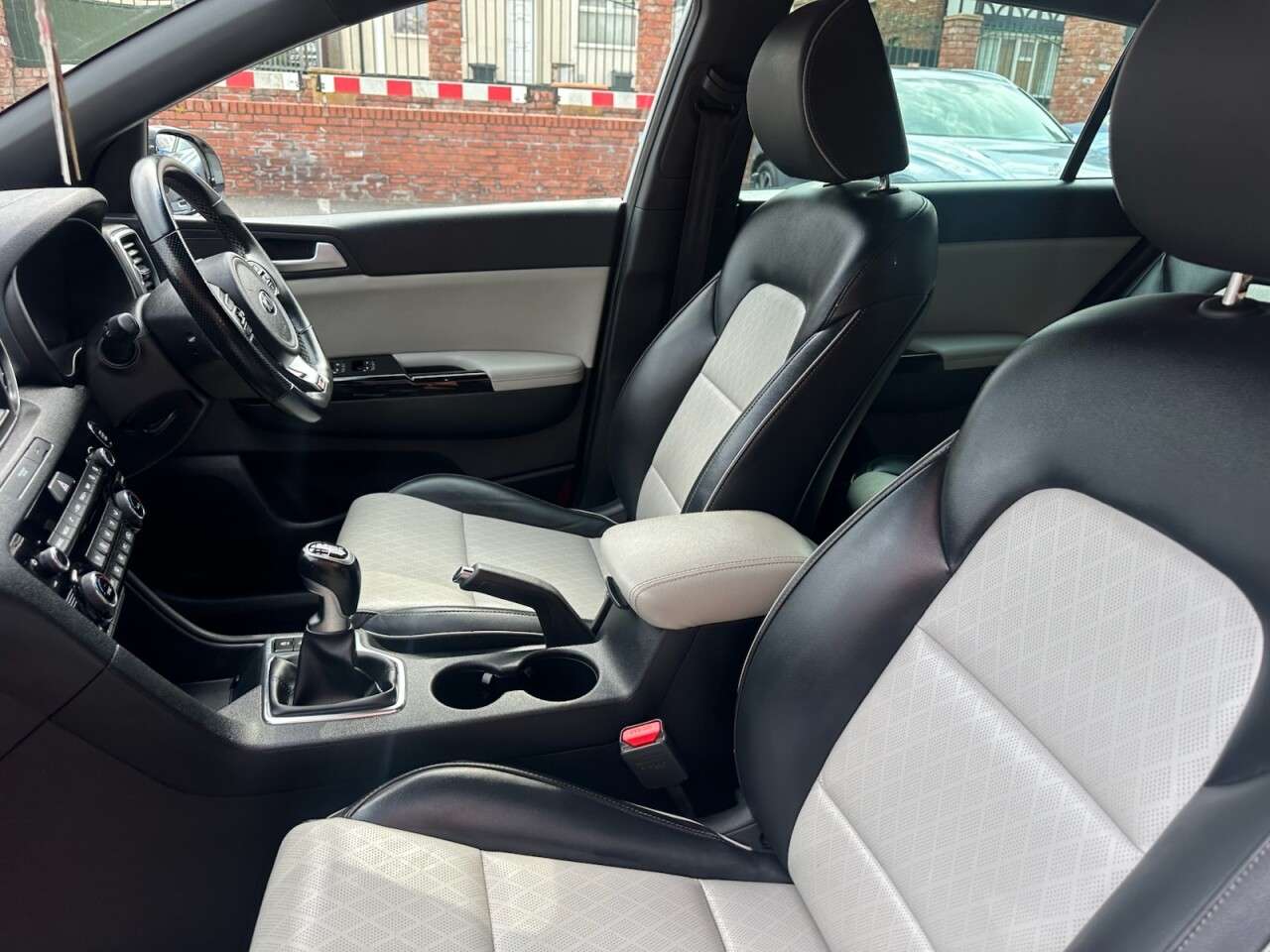 2018 KIA SPORTAGE 2018 KIA SPORTAGE