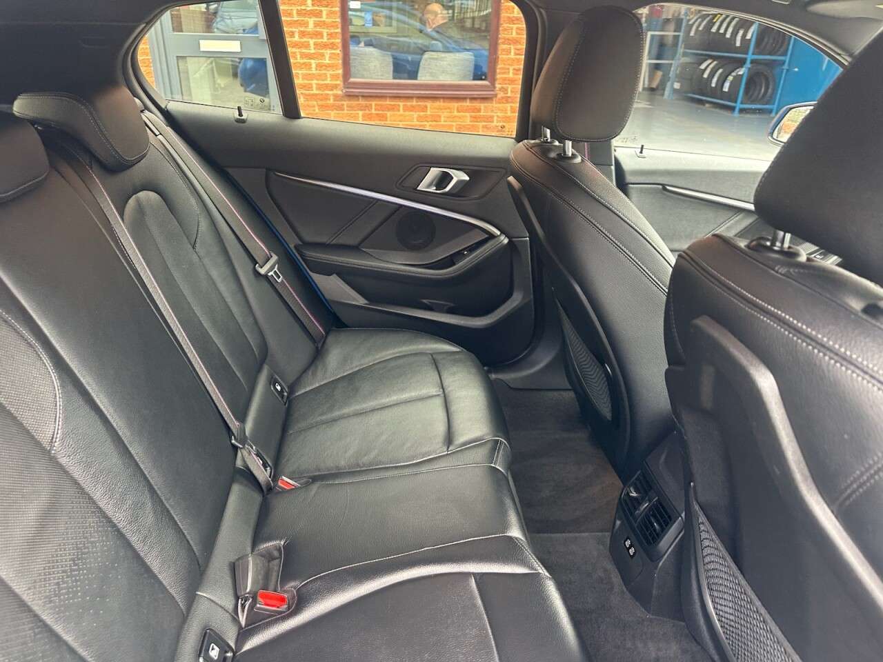 2021 BMW 1 SERIES 2021 BMW 1 SERIES