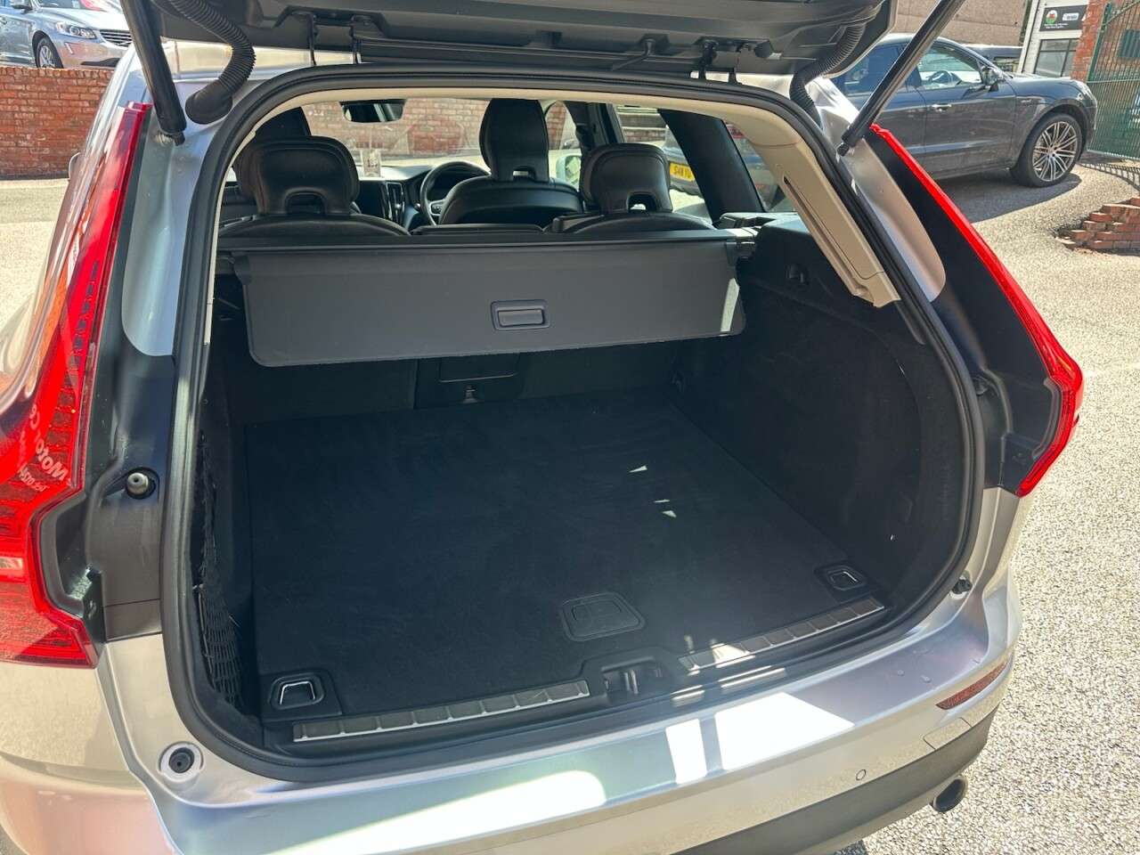 2018 VOLVO XC60 2018 VOLVO XC60