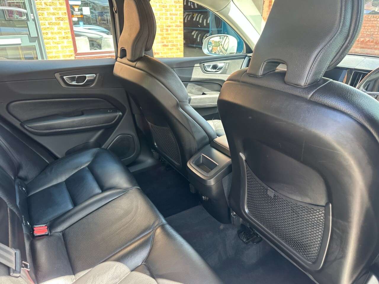 2018 VOLVO XC60 2018 VOLVO XC60