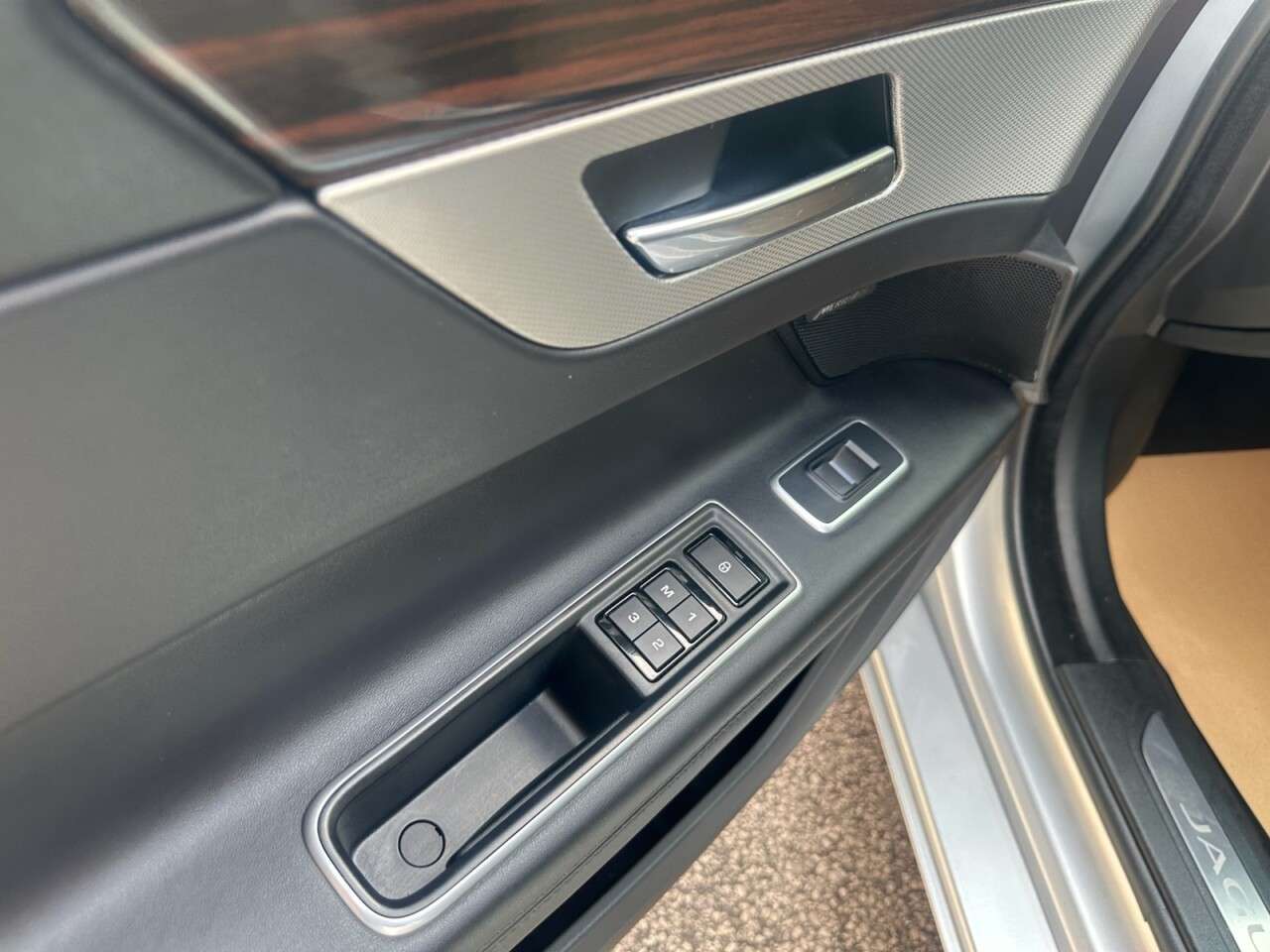 2018 JAGUAR XF 2018 JAGUAR XF