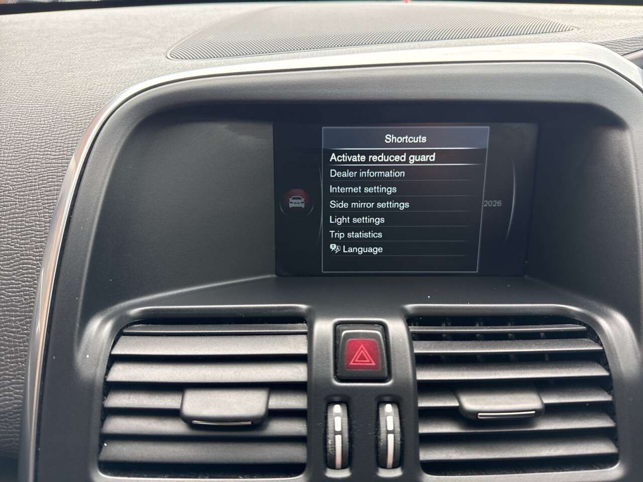 2015 VOLVO XC60 2015 VOLVO XC60