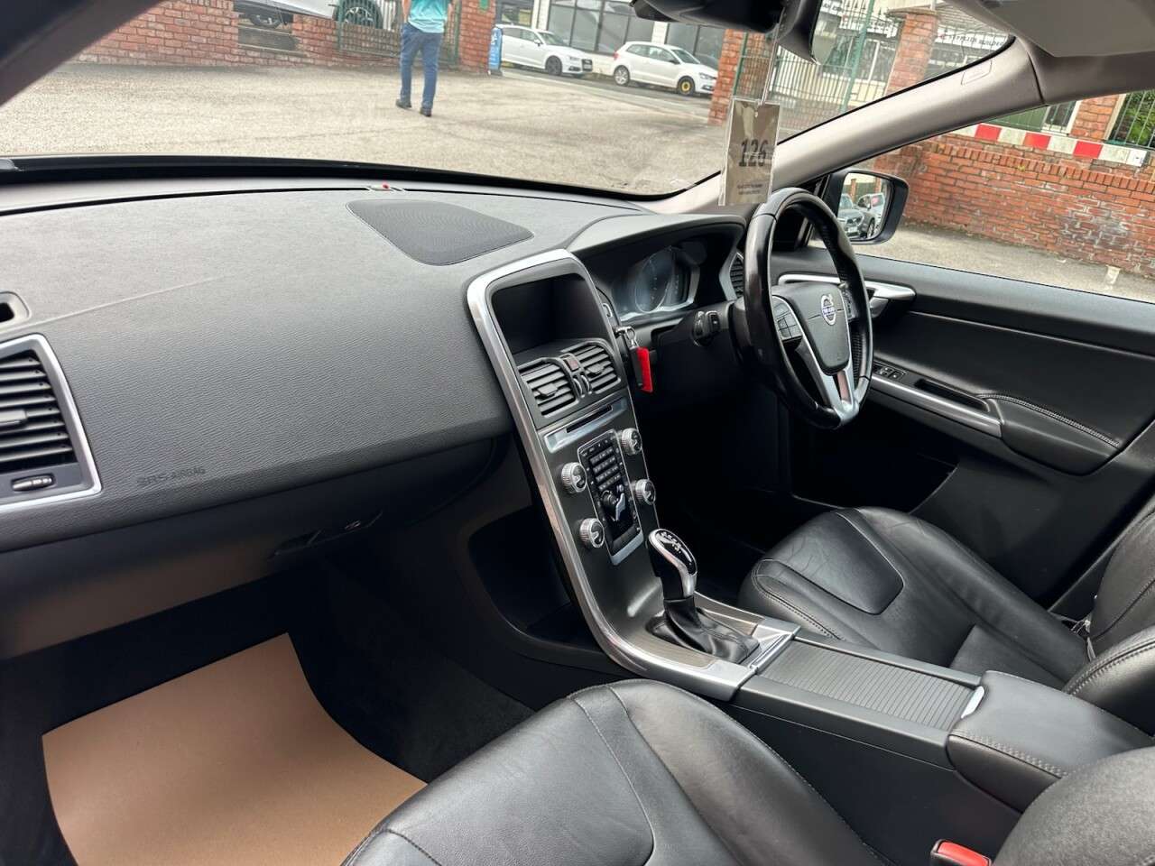 2015 VOLVO XC60 2015 VOLVO XC60