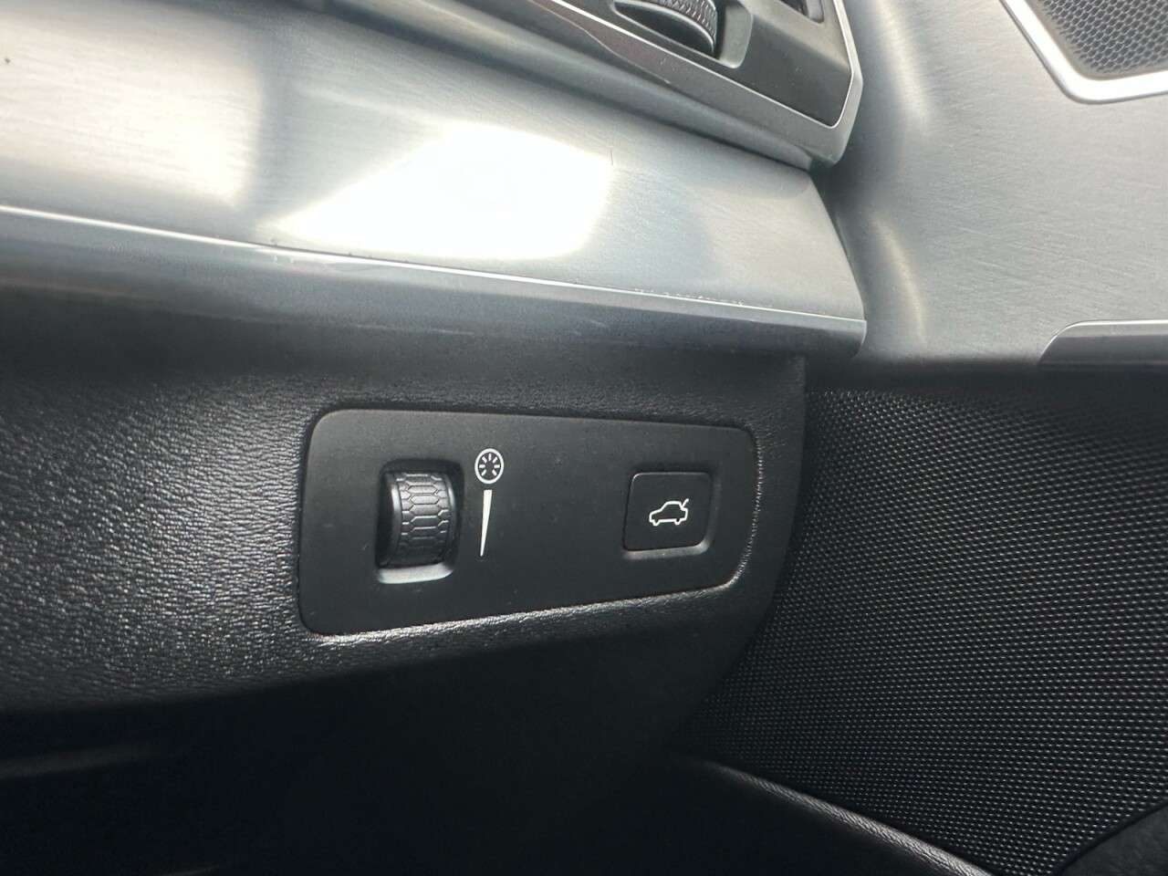 2018 VOLVO XC90 2018 VOLVO XC90
