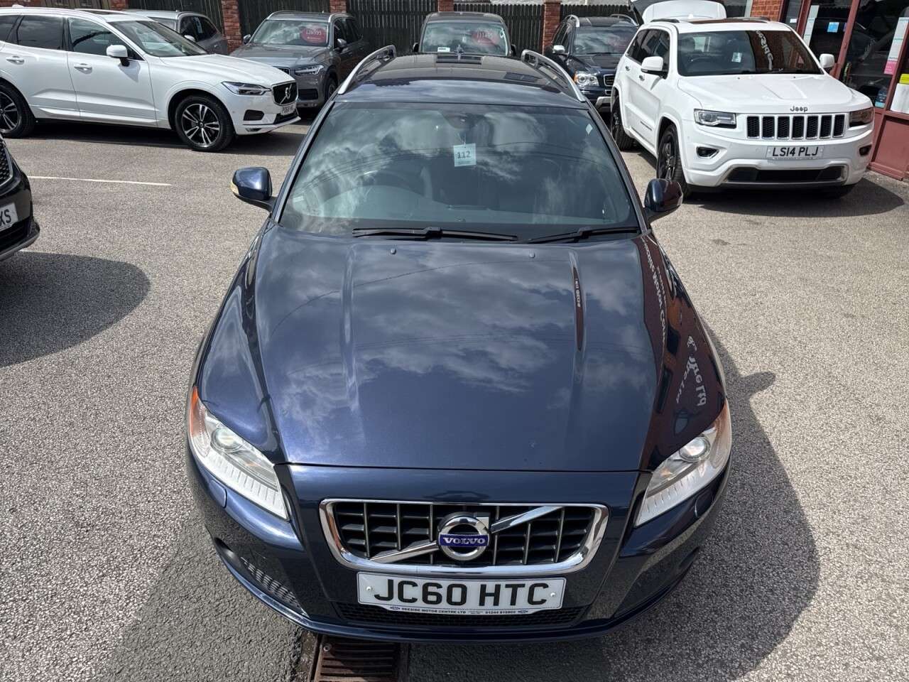 2010 VOLVO V70 2010 VOLVO V70