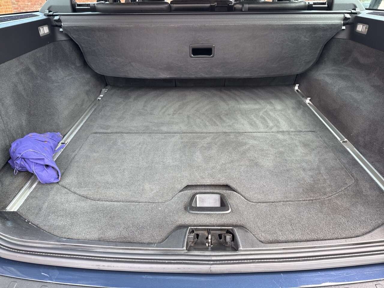 2010 VOLVO V70 2010 VOLVO V70
