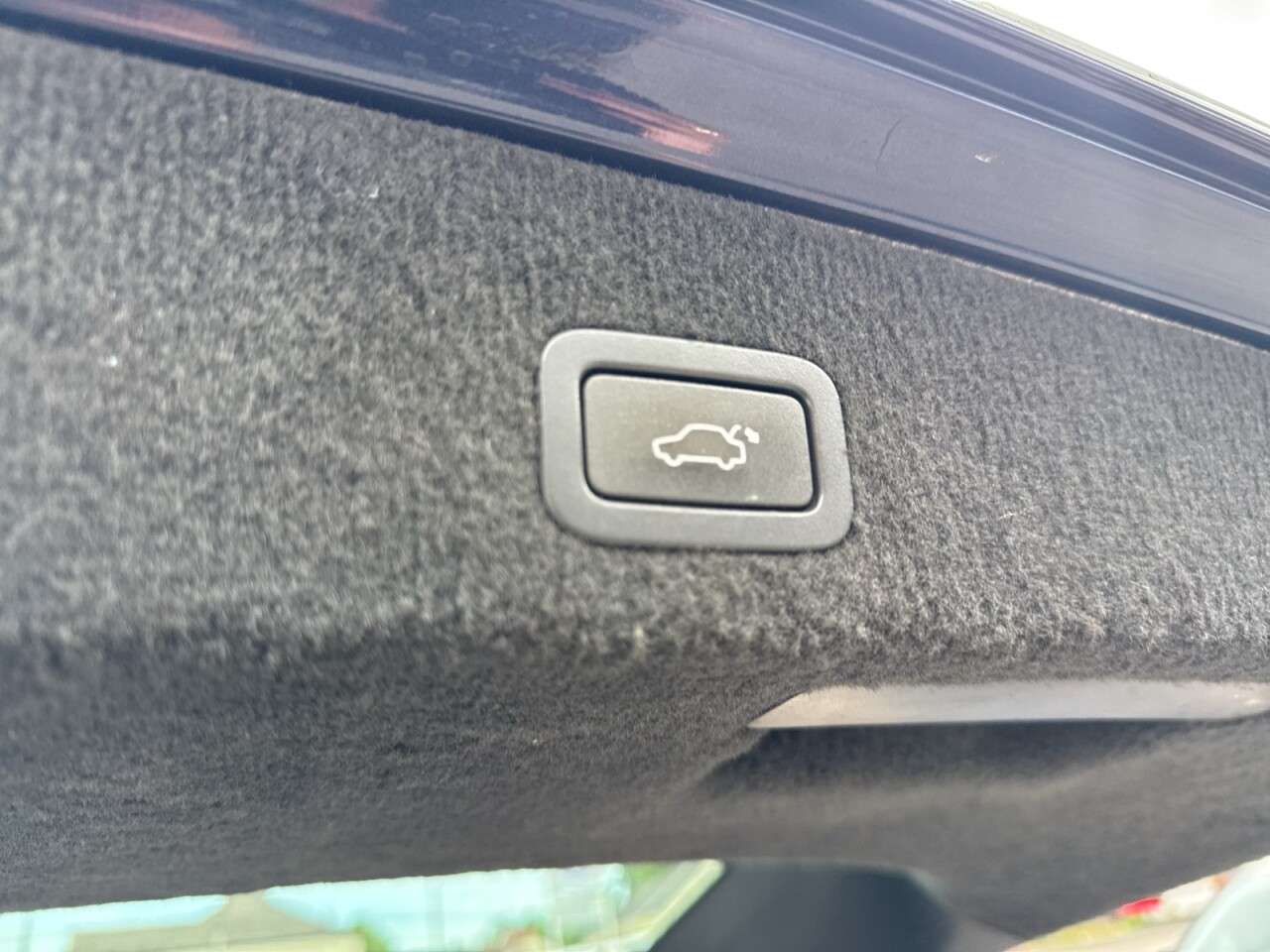 2010 VOLVO V70 2010 VOLVO V70