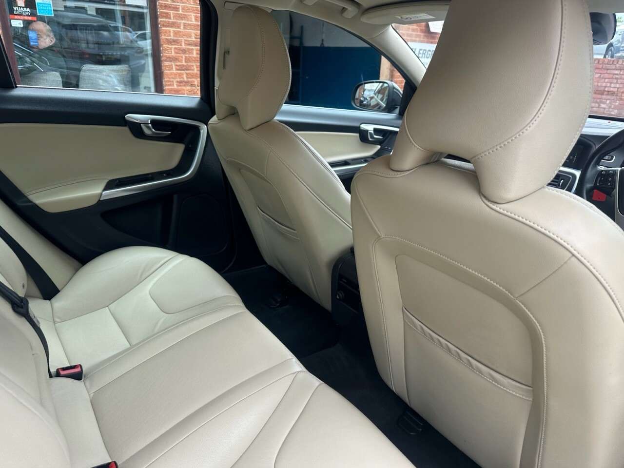 2016 VOLVO S60 2016 VOLVO S60