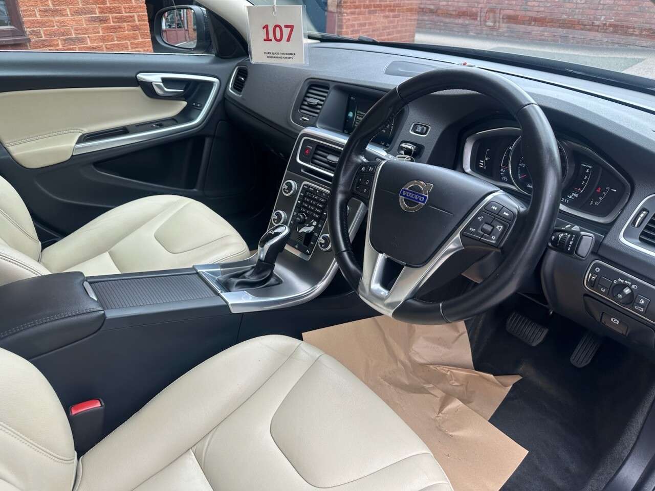 2016 VOLVO S60 2016 VOLVO S60