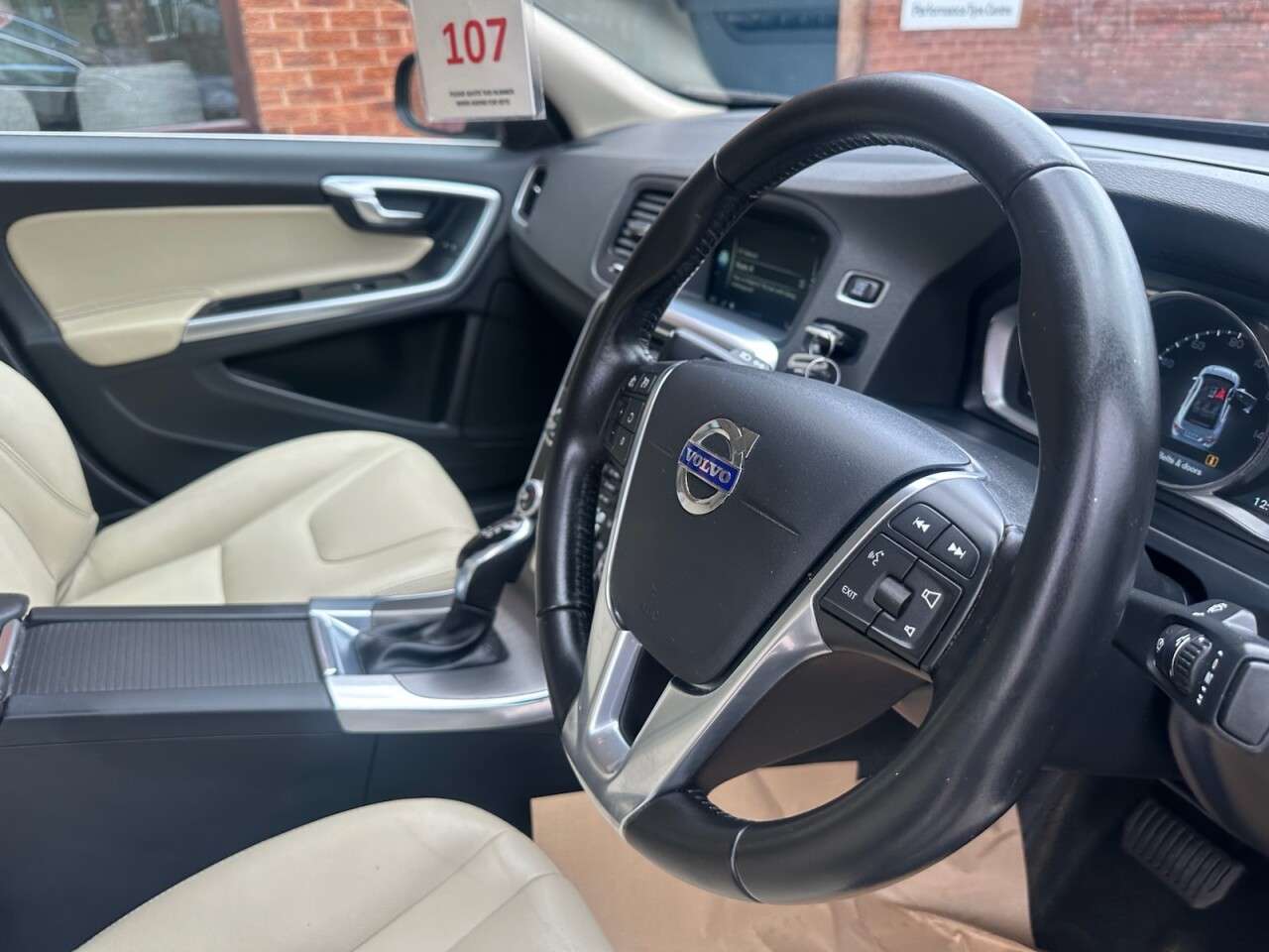 2016 VOLVO S60 2016 VOLVO S60