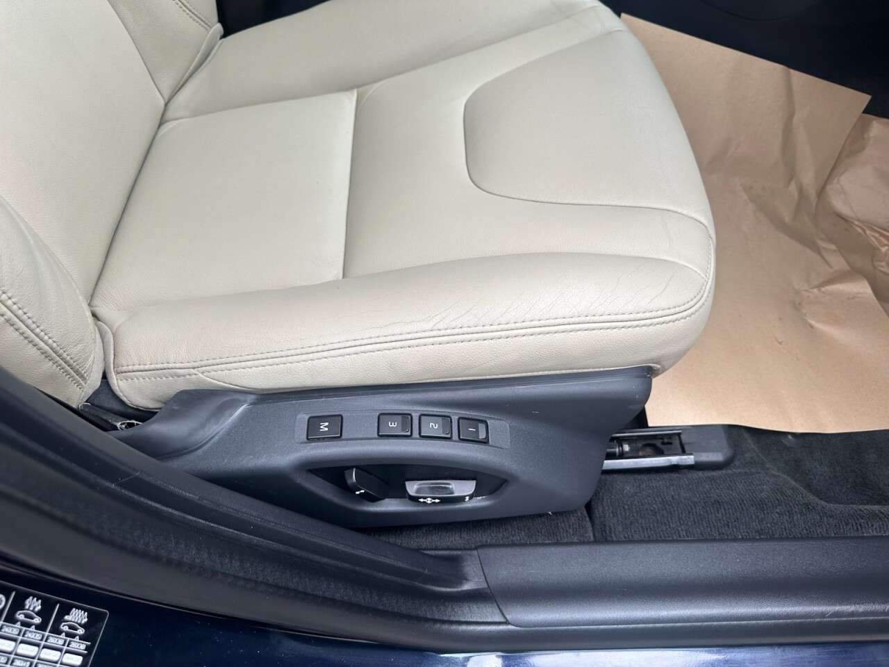 2016 VOLVO S60 2016 VOLVO S60